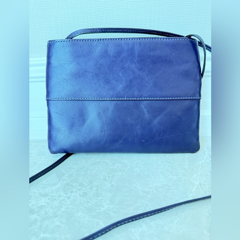 TUMI Women's Purple Crossbody Bag/wallet/purse, shoulder bag pouch - Picture 4 of 12